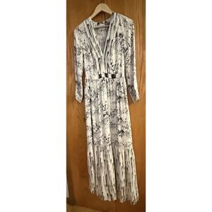 Haute‎ Hippie Wm XS Maxi Dress Ivory Abstract Print Long Sleeve Tiered 100% Silk